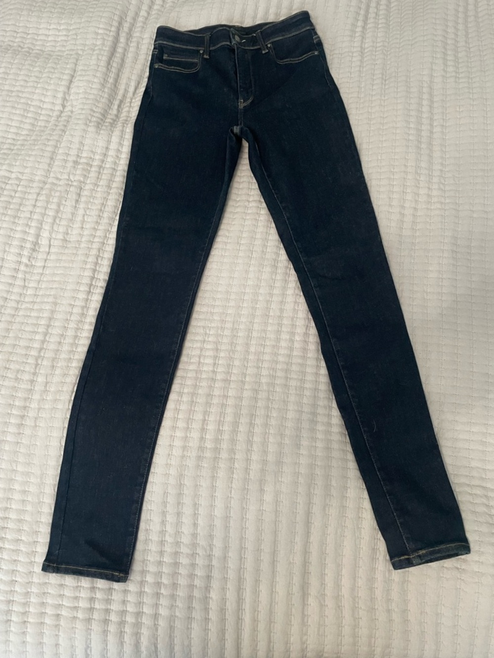 Uniqlo Jeans Skinny Size 3 | Dark Indigo Wash | Like New